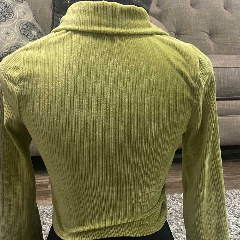 Lime Green Button-Up Ribbed Cardigan - Picture 3 of 6
